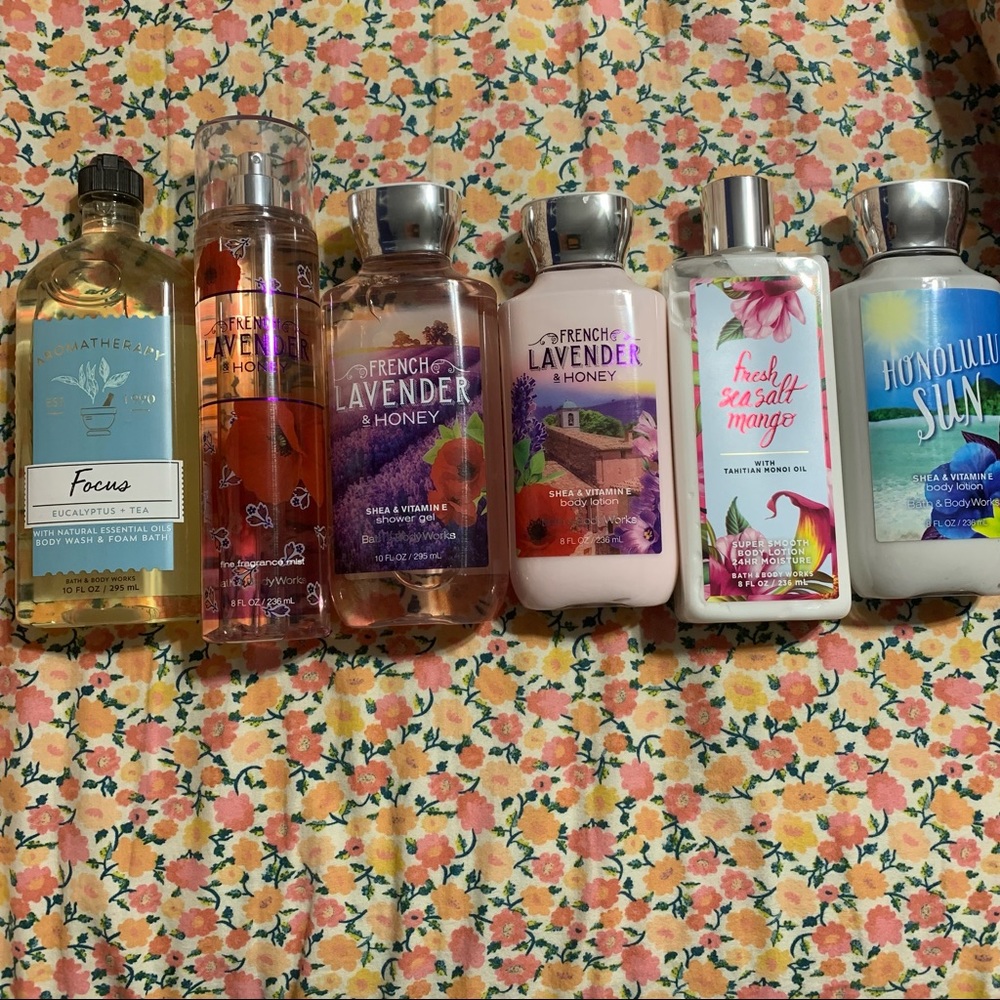 Bundle of Bath & Body Works Body Care